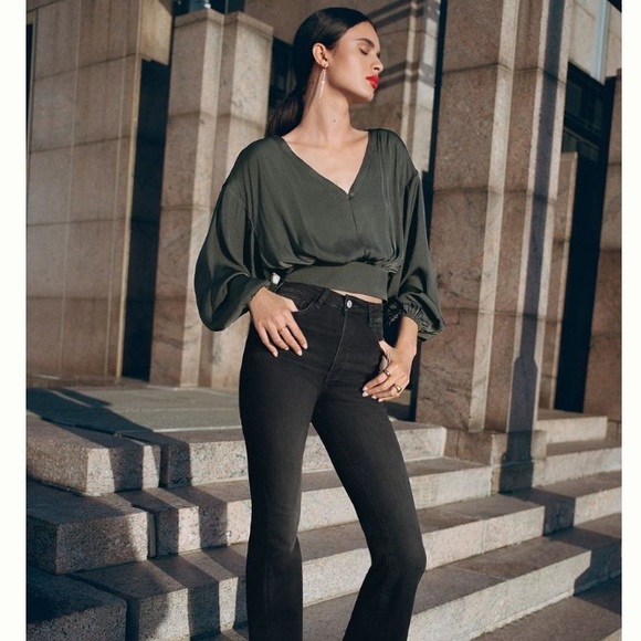 NWT | ANTHROPOLOGIE | tie waist blouse - Picture 5 of 5